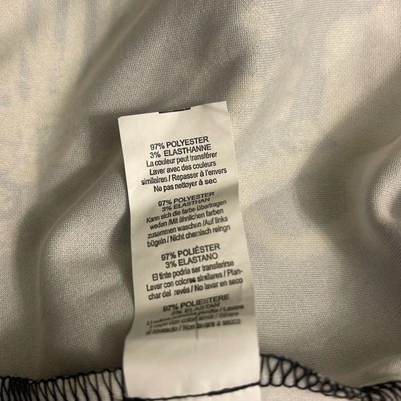 NWT PrettyLittleThing  - Plus Black Dragan Print Tie Front Jumpsuit - 1X - Picture 6 of 6